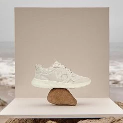 Womens Vionic Walk Parkside In Cream -Vionic thumbnail 3baafb7c 454b 4207 a681 1c1c75467dca